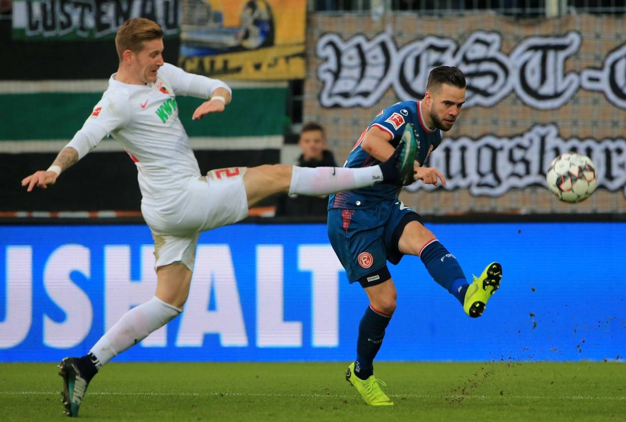 爱游戏在线-包含挪威队欧预赛中状态起伏，需要全力以赴的词条