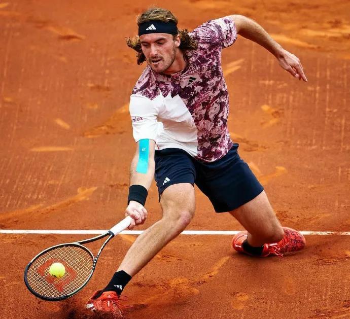 爱游戏在线-关于联合杯轻取戴维斯杯，西西帕斯状态火热的信息