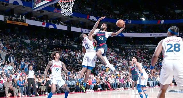 快船队老将现身抢镜，逆转击败76人队