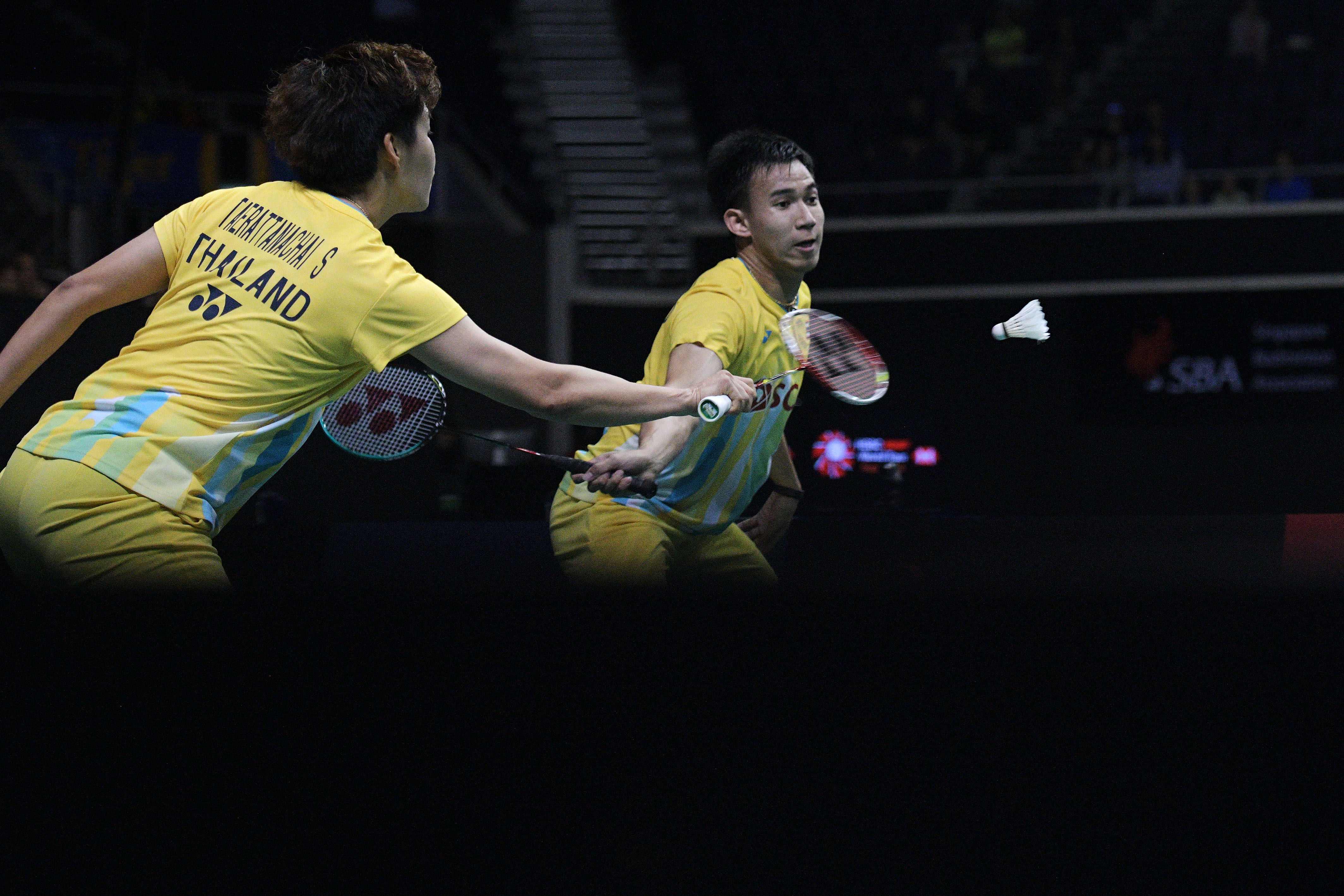 包含泰国队险胜韩国队，郑思维高光表现的词条