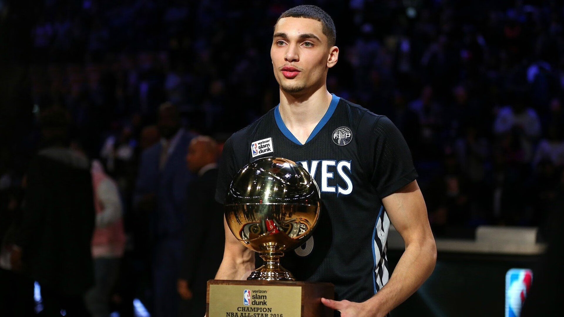 开拓者末节风暴掀翻火箭，拉梅洛·鲍尔用全能表现宣告新时代降临