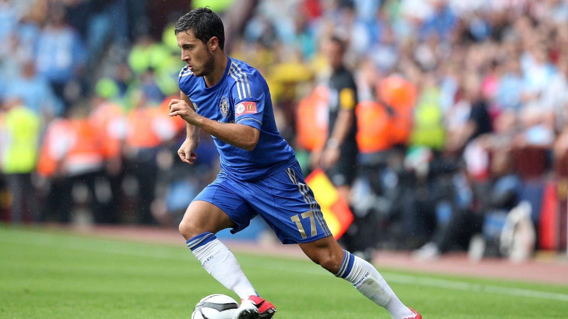 快船对阵湖人，爱德华兹展现巨星价值，改写洛城叙事