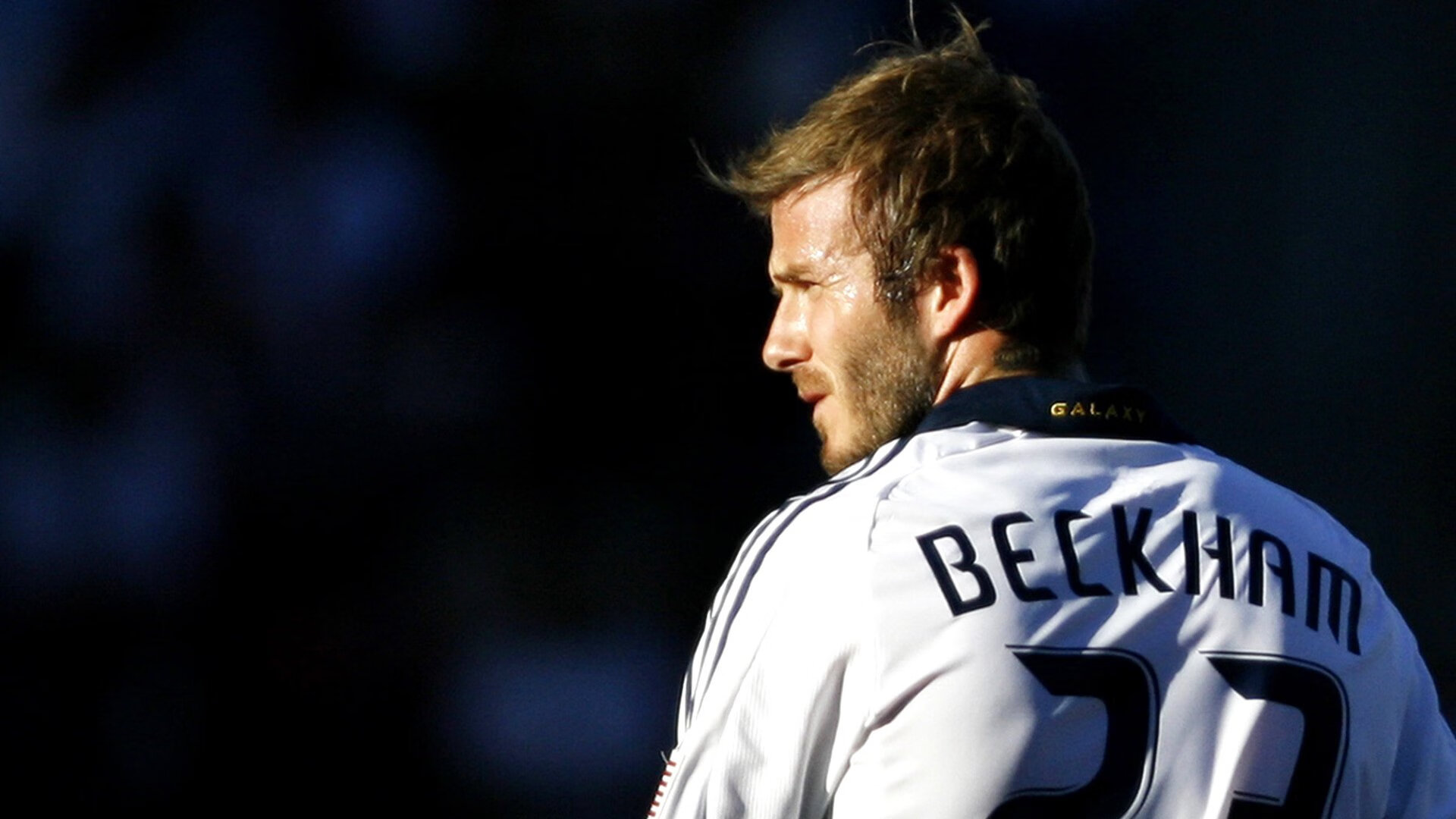 当奇迹在绿茵场同时上演，曼城绝境重生与奥利维耶的德甲封神之战